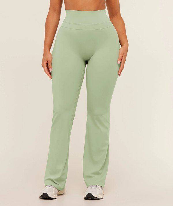 Whitney Flared Leggings Green Gymshark