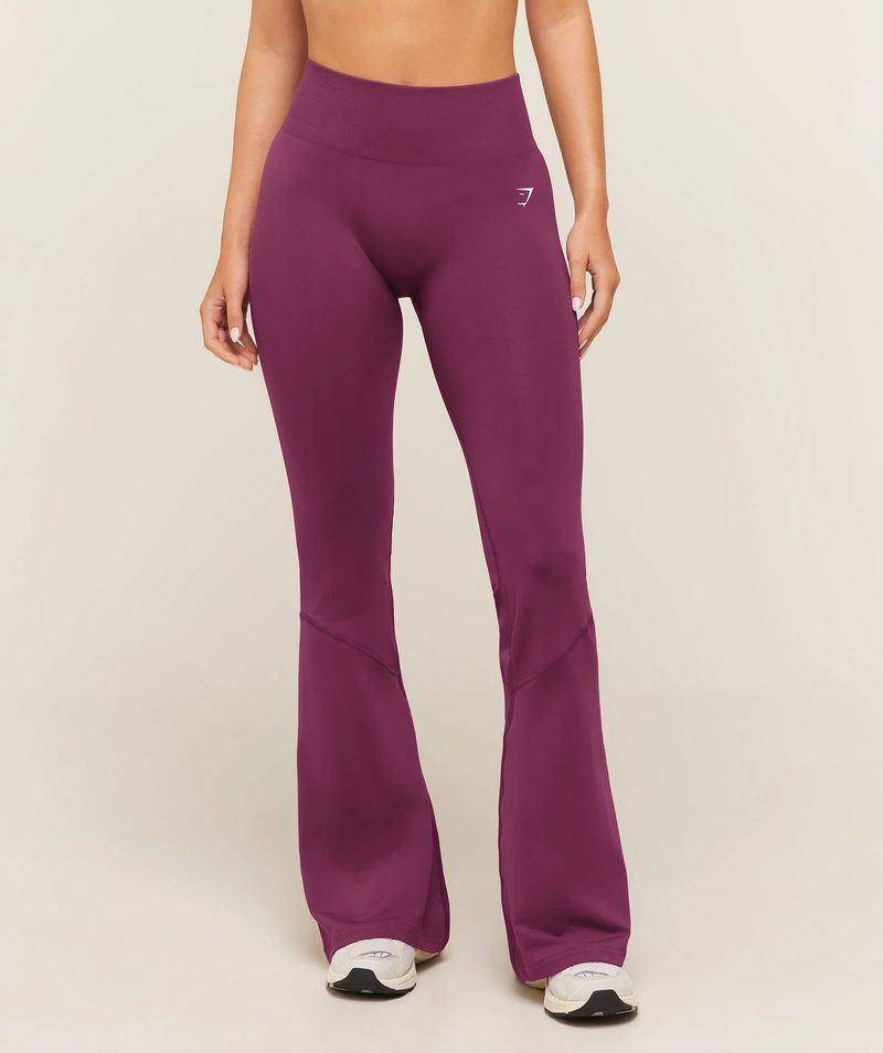 Everyday seamless flared leggings Strength Pink Gymshark