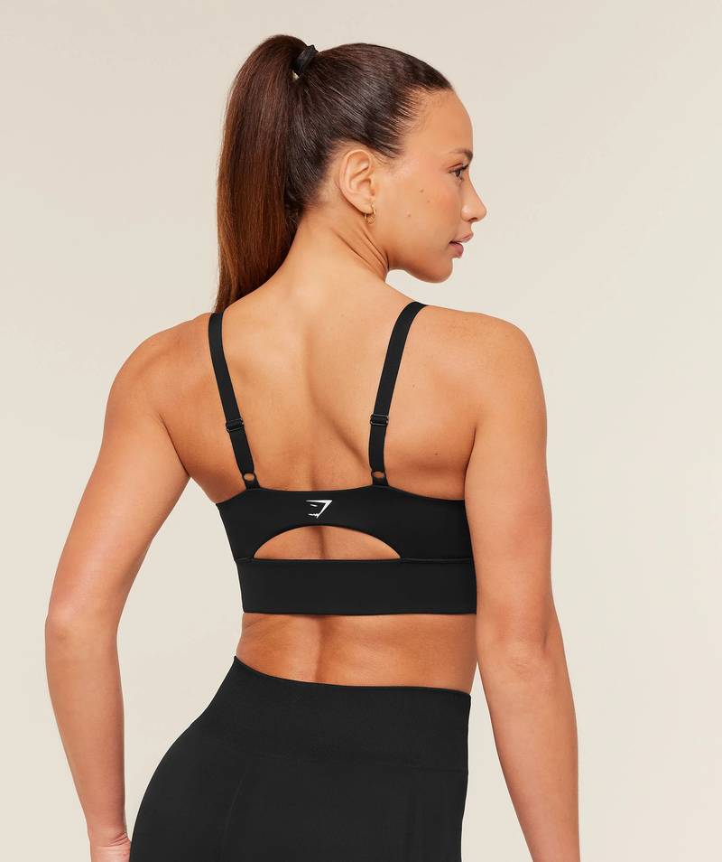 Twist Front Sports Bra Black Gymshark